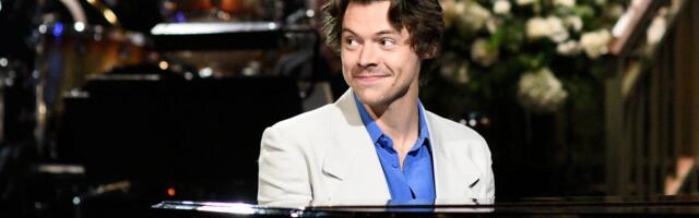 All 43 musicians who have pulled double duty as host and musical guest on 'SNL'