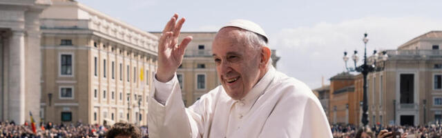 Pope Francis joins G7 summit to talk AI with world leaders