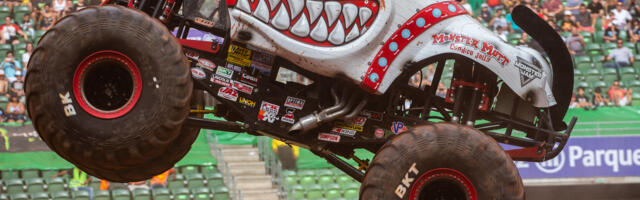 Ever Wonder How Monster Trucks Do Full Flips? Here's What You Want To Know
