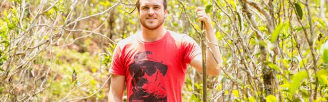 I'm 32 and have lived abroad for nearly a decade. Now, I'm weighing life in China against returning to the US.