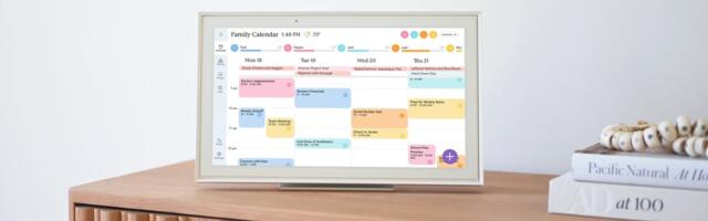 Skylight’s Touchscreen Calendar Got my Whole Family on the Same Page