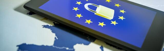 EU advances new data rules as it cracks down on big tech