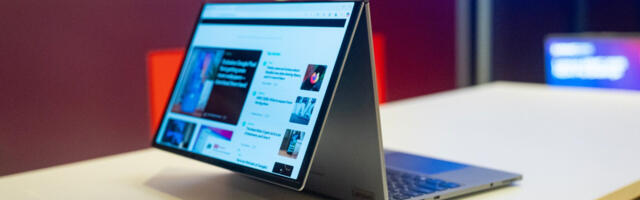 I tried Lenovo’s ambitious Z-folding laptop at MWC 2025 and it’s perfectly built for two