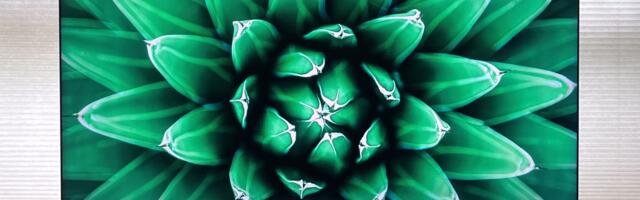 'A great TV for sports' — Amazon currently has $500 off a TV that we'd highly recommend for the Super Bowl