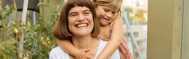 'Let your kids be bored' is bad advice. Here's how I got my 10-year-old daughter off screens — without the tears.