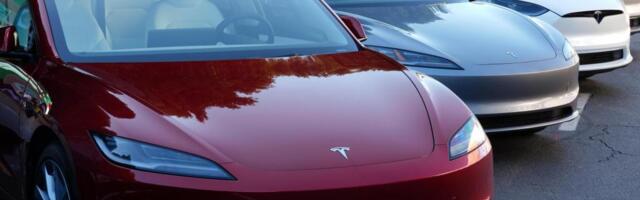 US opens another Tesla probe, this one on tech that remotely returns car to driver