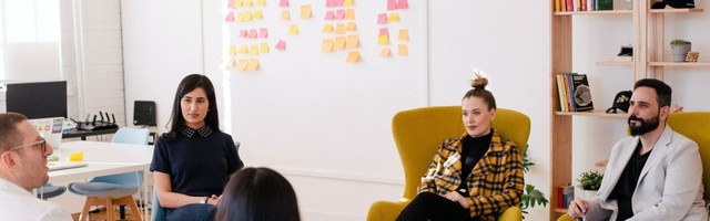 Build, buy or license? A founder’s guide to an adaptable growth strategy