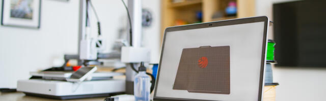 4 Clever Laptop Accessories You Can 3D Print At Home