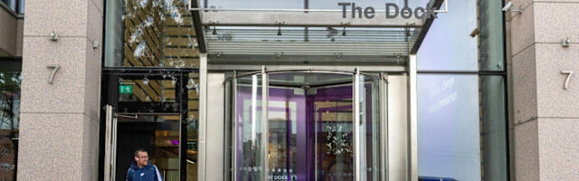 Accenture combats AI refuseniks by linking promotions to log-ins