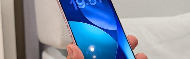 iPhone 18 Pro might not feature a punch-hole display after all