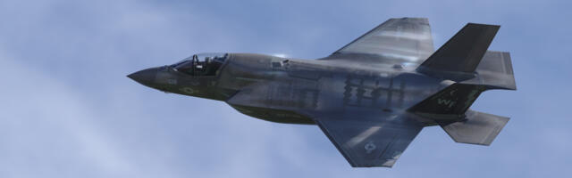 F22 Raptor Vs F35 Lightning II: How Do The Two Fighter Jets Compare?