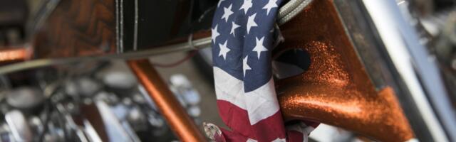 Why Do Bikers Put Bandanas On Their Forks? Here's What Riders Say