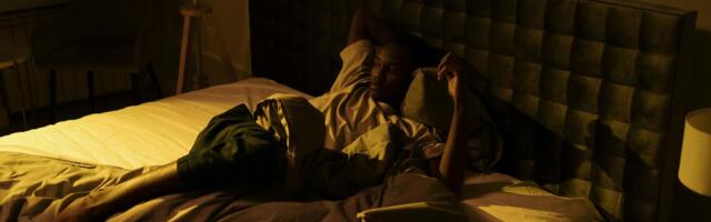 Psychology says people who overthink at night often have a brain that refuses to shut down because it never felt safe enough to rest