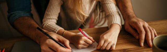 Call it 'The Grateful Divide.' Parents are split on thank-you notes.