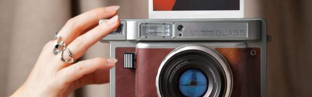 Lomography’s new instant camera uses a glass lens for sharper photos