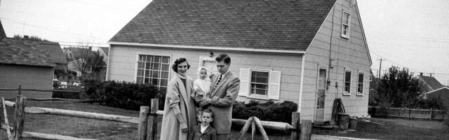 Take a walk through America's first 1950s suburb in 25 vintage photos