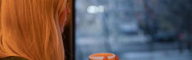 8 things people in their 30s quietly stop doing that everyone in their 20s thinks are essential