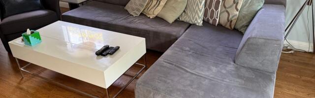 How I got AI to help me sell my old couch