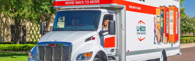 U-Haul's 36-Foot Peterbilt Is Basically A Semi Truck You Can Rent Without A CDL