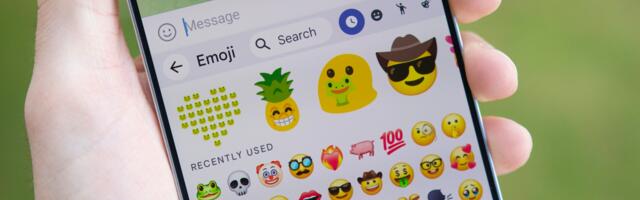 Gboard’s Emoji Kitchen finally lets you save your sticker masterpieces