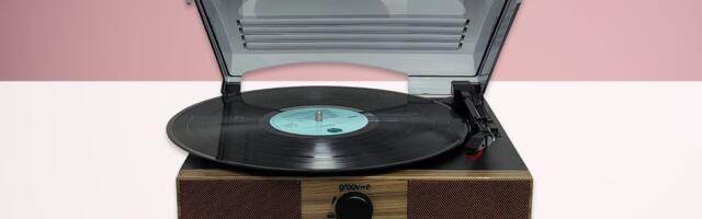This super-cheap record player with Bluetooth and built-in speakers is perfect to add a touch of vinyl class to your student digs