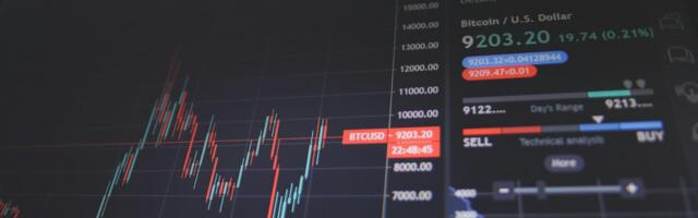 S&P 500 hits new record high