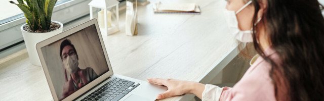 Onboard new employees and transfer knowledge easier with this learning management system