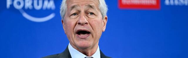 Jamie Dimon has thoughts on the loan rush: "I see a couple of people doing some dumb things"