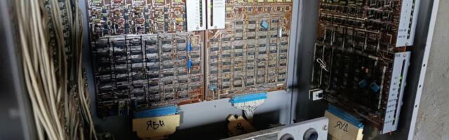 Первые отечественные электронные лифты. УЛЖ-10