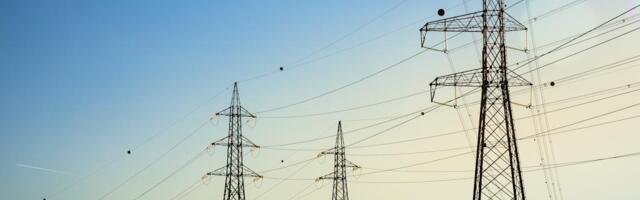 Big tech companies agree to not ruin your electric bill with AI data centers