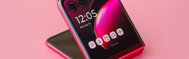 Motorola Razr 50 appears on Geekbench