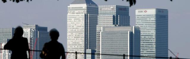 The UK reportedly plans to woo the ultra-rich back with a new 'golden visa.' Analysts say the damage may already be done.