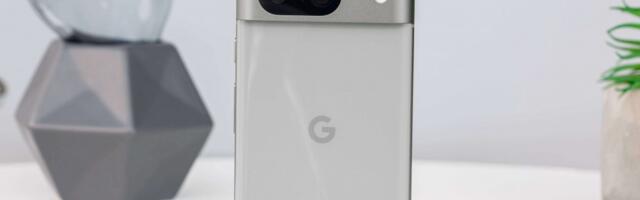 Google Pixel 8 unboxing