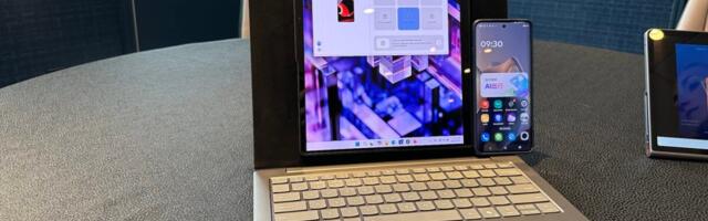 Yes, the Screen on This Lenovo Laptop Really Flips From Horizontal to Vertical