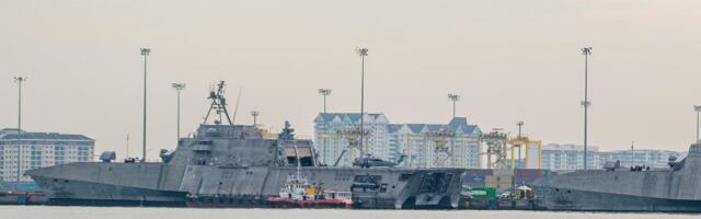 2 of the US' 3 mine-hunting ships assigned to the Middle East were just seen in Asia