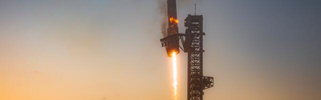 Rocket Report: Bloomberg calls for SLS cancellation; SpaceX hits century mark