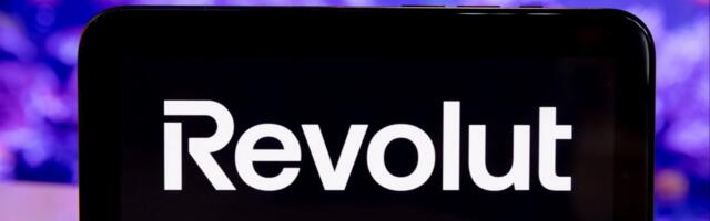 Revolut backers offload almost $1bn of stock
