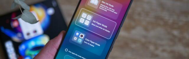 I used TCL’s Nxtpaper screen tech, and it’s ready to replace your e-reader