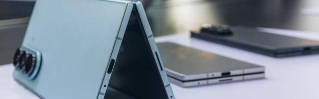 What Happens When You Fold and Unfold the Samsung Galaxy Z Fold 7 200,000 Times?