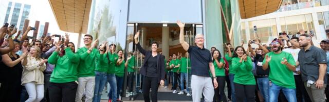 Apple launches online store app in India to extend focus beyond major cities Apple launches online store app in India to extend focus beyond major cities