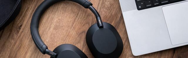 Sony’s noise-canceling WH-1000XM5 are on sale for $150 off (update: sold out)