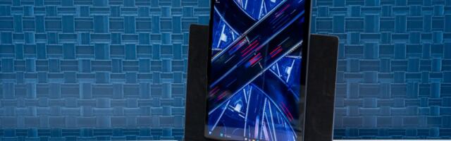 Lenovo’s new concept laptop has a rotating screen that’s perfect for doomscrolling
