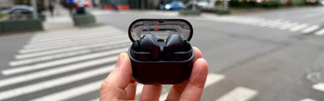 Want to Get the Most Battery Life From Your Wireless Earbuds? Here's How
