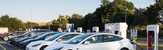 Scheme to install 1,000 electric vehicle chargers across UK