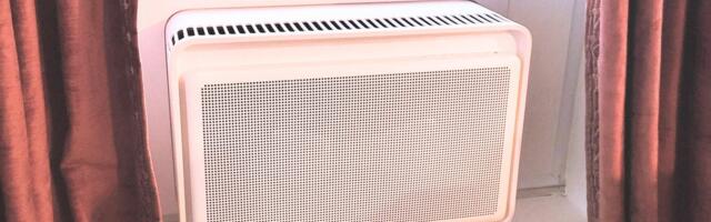 This Is the Only Window AC That Keeps My Two-Story Home Cool All Summer Long