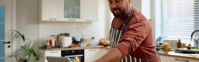 5 Tech Tricks That Make My Thanksgiving as Easy as Pumpkin Pie