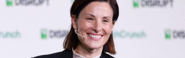 Netflix's top product exec says all employees should have an 'aspiration for AI fluency'