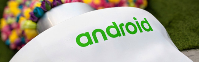 Google updates Android Studio with better TensorFlow Lite support and a new database inspector