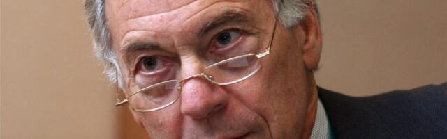 Top economist Steve Hanke says Iran is channeling Muhammad Ali — and could deal a 'knockout blow' to the US