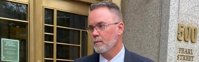 Businessman gets over 5 years in prison for “We Build The Wall” fundraiser fraud